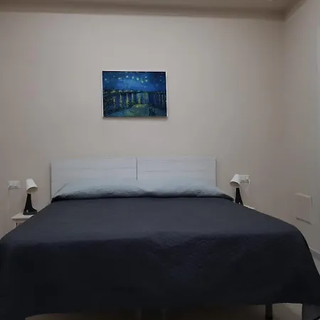 فندق مبيت وإفطار La Sapienza نابولي