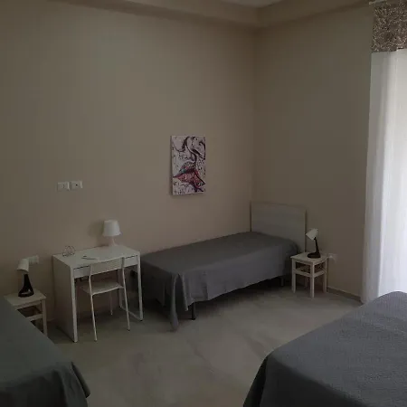 La Sapienza נאפולי