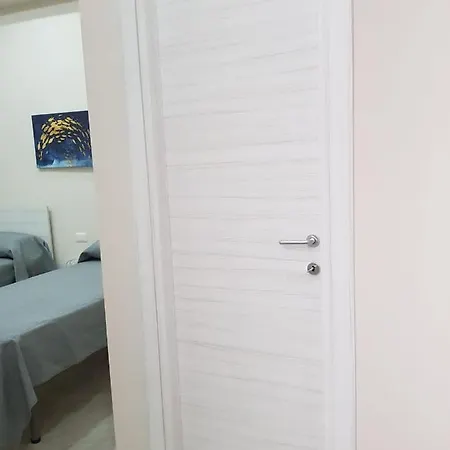 فندق مبيت وإفطار La Sapienza نابولي